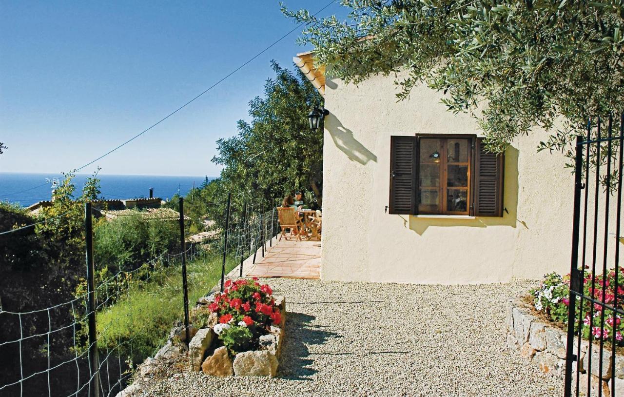 Nice Home In Dei With Wifi Deia Exterior foto